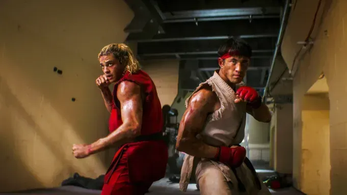 أبطال فيلم Street Fighter ريو وكين في مواجهة حماسية